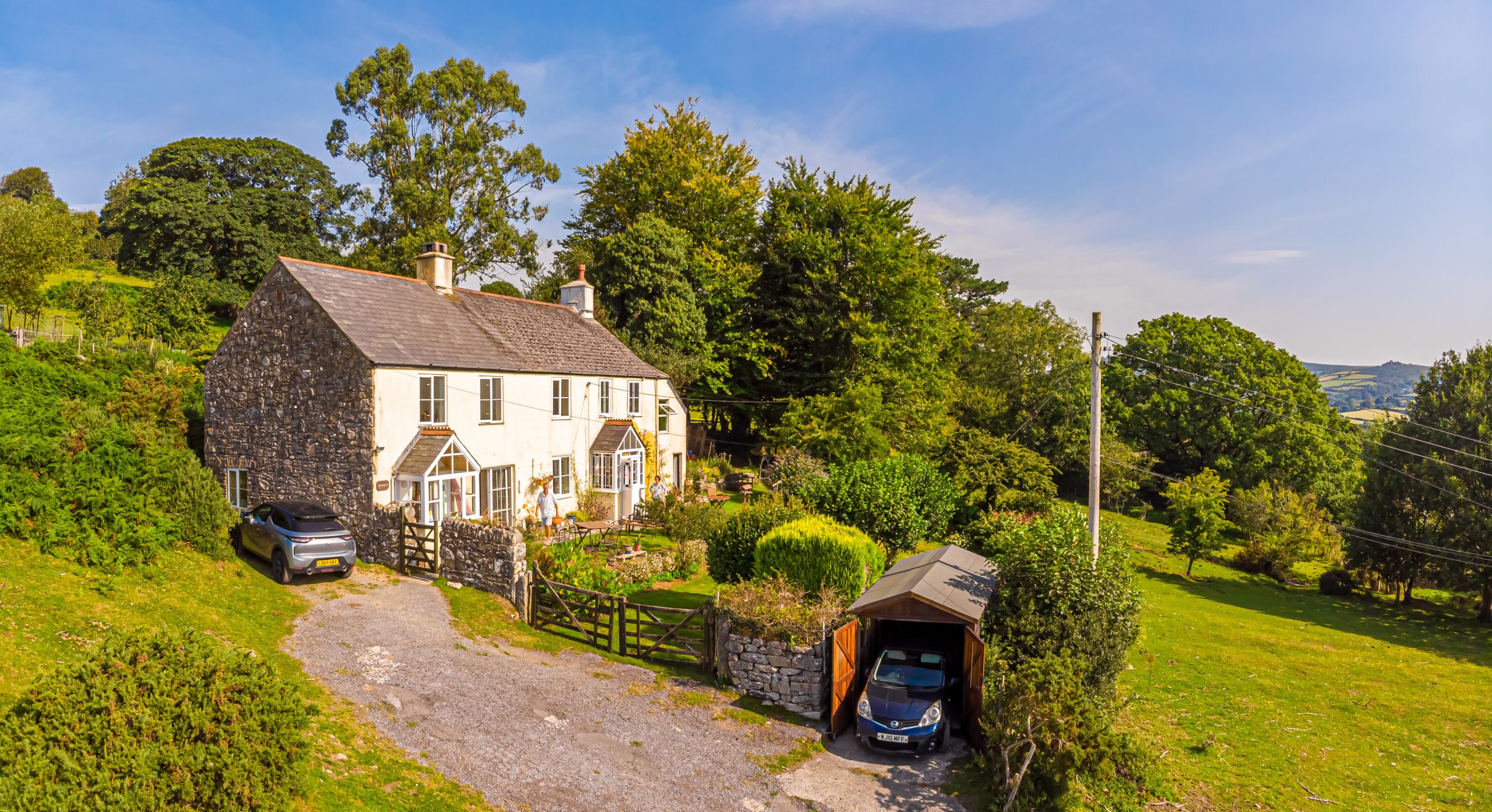 Cottage in the English countryside
